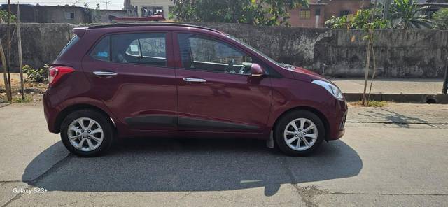 https://images10.gaadi.com/usedcar_image/4531748/original/processed_ecf99ce4a5e64b0947f05b4ee1686412.jpeg?imwidth=6401