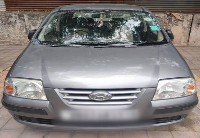 https://images10.gaadi.com/usedcar_image/4531757/original/175d40f2-91a8-43f3-8764-e3f6e6200f7f.?imwidth=6400