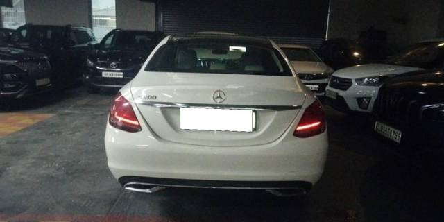 https://images10.gaadi.com/usedcar_image/4531761/original/processed_2491cce1abe4c5cb82ba678cae96d9b5.jpg?imwidth=6401