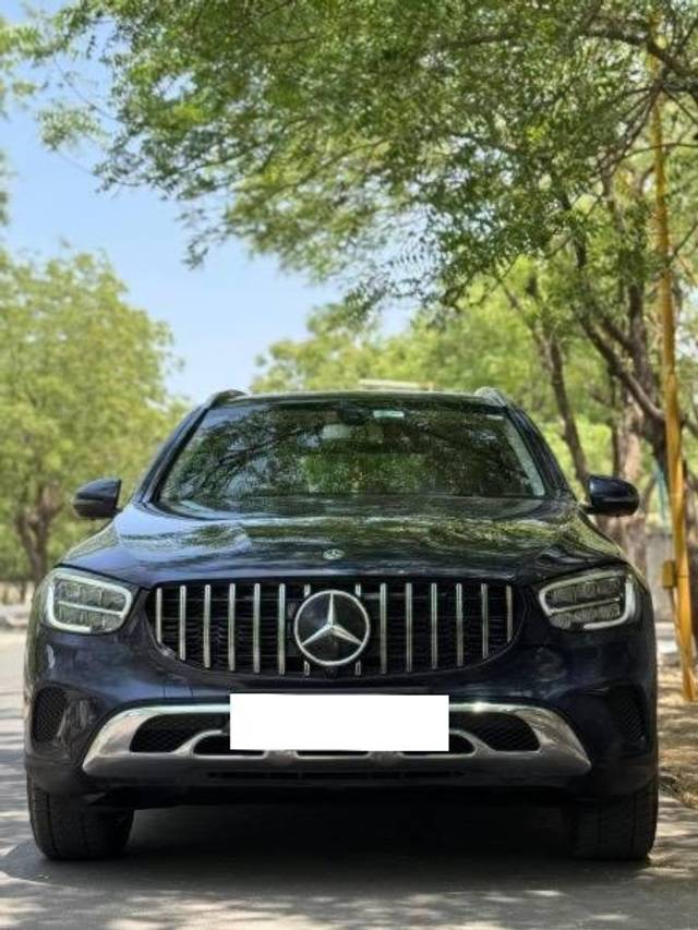 https://images10.gaadi.com/usedcar_image/4531769/original/processed_899e3425-5274-4c87-8322-264e9bca1038.jpeg?imwidth=6402