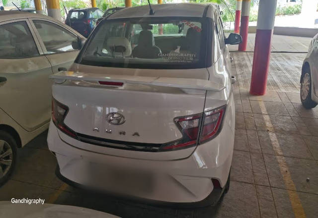 https://images10.gaadi.com/usedcar_image/4531800/original/27007c50-3e02-4ba6-89b6-e351389dd787.?imwidth=6401