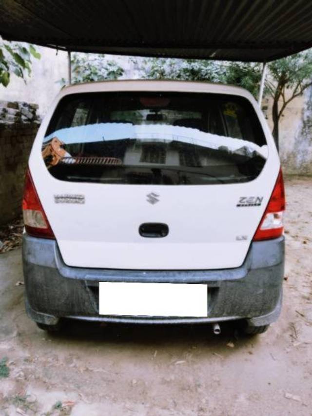 https://images10.gaadi.com/usedcar_image/4531818/original/processed_0a8f3212-72f3-4766-ac3c-4c2a21247b24.jpg?imwidth=6401