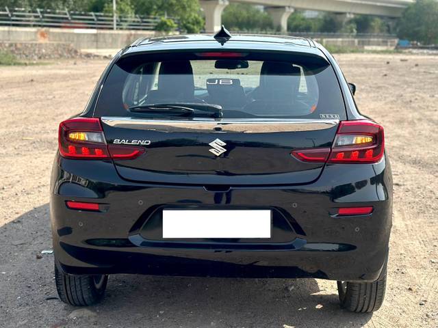https://images10.gaadi.com/usedcar_image/4531820/original/processed_1424ae73-61ae-431a-98a2-8fad96135616.jpg?imwidth=6401