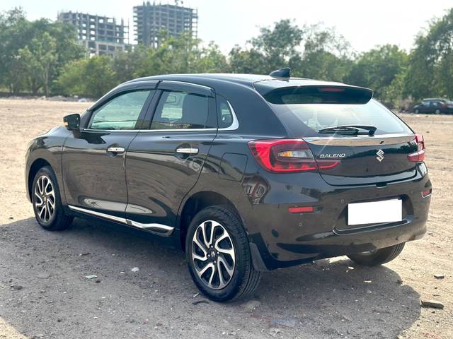 https://images10.gaadi.com/usedcar_image/4531820/original/processed_53aca7e3-c182-4696-9f5c-407bf71b16f7.jpg?imwidth=6402