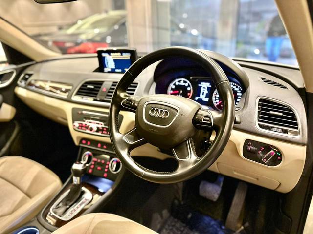https://images10.gaadi.com/usedcar_image/4531821/original/3482aac89c496b1477225187c2d91c8b.jpg?imwidth=6402