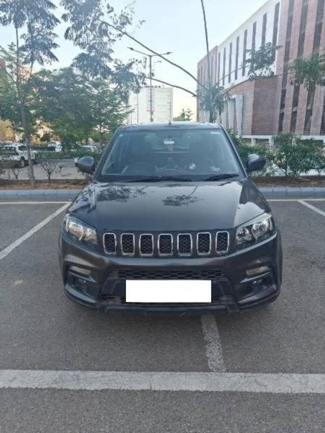 https://images10.gaadi.com/usedcar_image/4531838/original/processed_904eaa0c-6038-4d89-9e62-c947e4607833.jpeg?imwidth=6402
