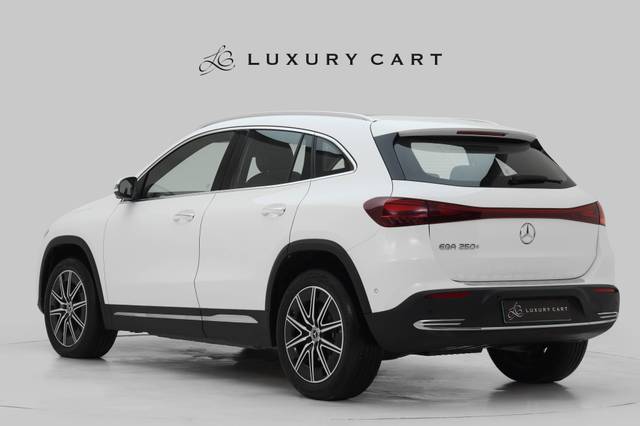 https://images10.gaadi.com/usedcar_image/4531846/original/processed_7fc8441030e1ab6d0914d06aa5a8da1d.jpg?imwidth=6402