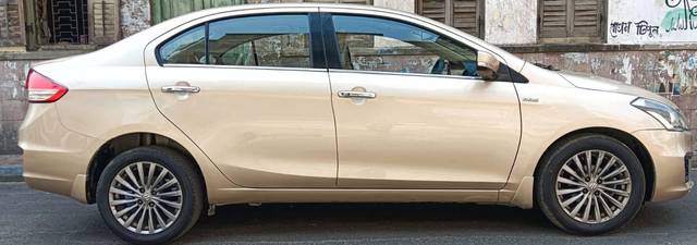 https://images10.gaadi.com/usedcar_image/4531867/original/processed_ec32051702cd562464fdf4b917e58025.jpg?imwidth=6401