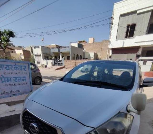 https://images10.gaadi.com/usedcar_image/4531887/original/processed_4cf9ec1f-7e7a-47e1-97a6-c88b24c9a81d.jpg?imwidth=6400