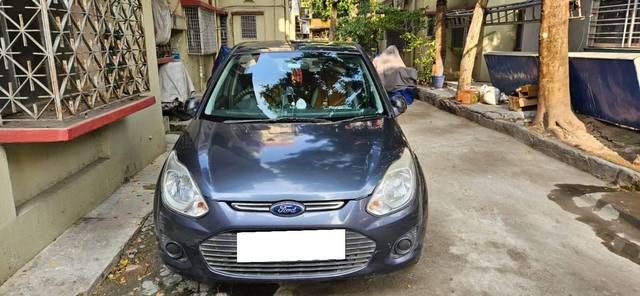 https://images10.gaadi.com/usedcar_image/4531939/original/processed_f8269021-33c0-48bd-93b8-fd26857facfd.jpg?imwidth=6400