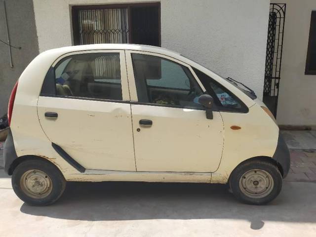 https://images10.gaadi.com/usedcar_image/4531965/original/processed_14d84994-a135-4c0b-b6df-bd34705b104d.jpg?imwidth=6400