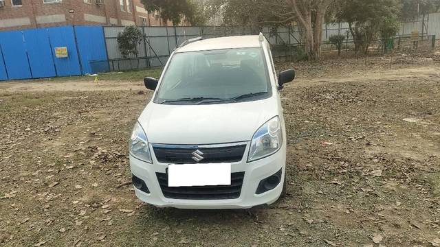 https://images10.gaadi.com/usedcar_image/4531967/original/processed_4562c220-f74b-4d5f-9f16-dfa5dfa597b0.jpg?imwidth=6400