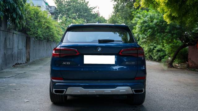 https://images10.gaadi.com/usedcar_image/4531977/original/processed_571b9de2327cf39bdf90d983a466579c.jpg?imwidth=6401
