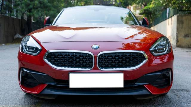 https://images10.gaadi.com/usedcar_image/4531993/original/processed_d838a5d190f9a03aea046ab6ee2371eb.jpg?imwidth=6402