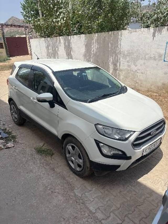 https://images10.gaadi.com/usedcar_image/4532005/original/processed_ee1a1c2b-9287-4325-bde4-1ce1a6c5525b.jpg?imwidth=6400