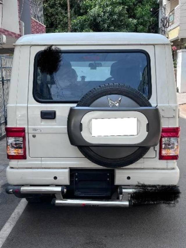 https://images10.gaadi.com/usedcar_image/4532016/original/processed_f8aea028-75d0-4e27-ba86-323a946bb330.jpeg?imwidth=6402