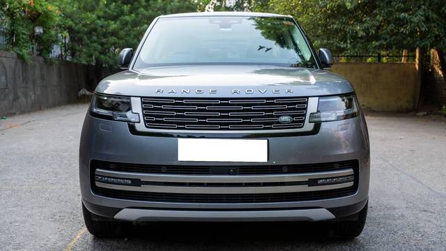 https://images10.gaadi.com/usedcar_image/4532025/original/processed_94628bf78da520f6e560c7281ecfc793.jpg?imwidth=6402