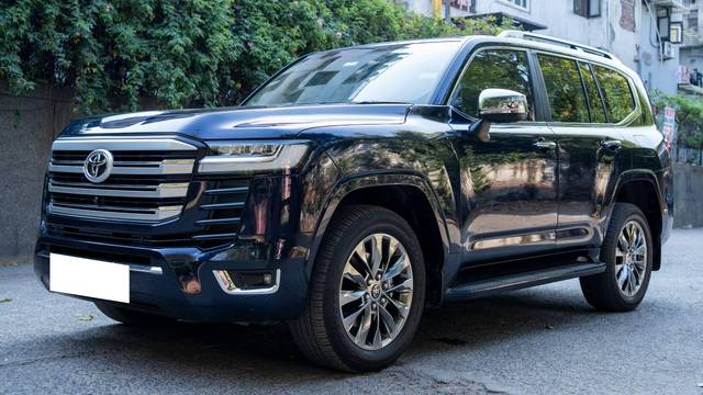 https://images10.gaadi.com/usedcar_image/4532029/original/processed_c7defd1a4495df9d30573b632bdae520.jpg?imwidth=6402