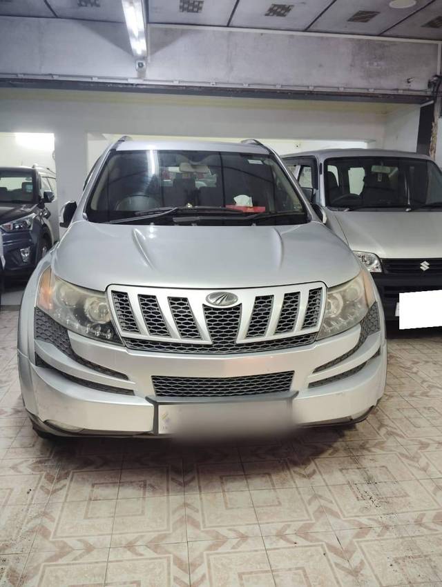 https://images10.gaadi.com/usedcar_image/4532035/original/processed_31ea678dfe6e6b4a6e7f46e74f9dec86.jpg?imwidth=6401