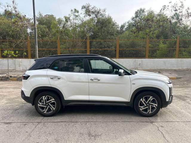 https://images10.gaadi.com/usedcar_image/4532046/original/8fd7bc47fd546edd9711baf78d887bbb.jpg?imwidth=6401