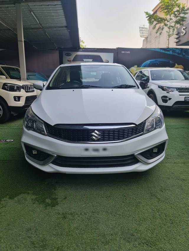 https://images10.gaadi.com/usedcar_image/4532106/original/processed_75da607ae64bfbb27d2840f3052b0096.jpg?imwidth=6402