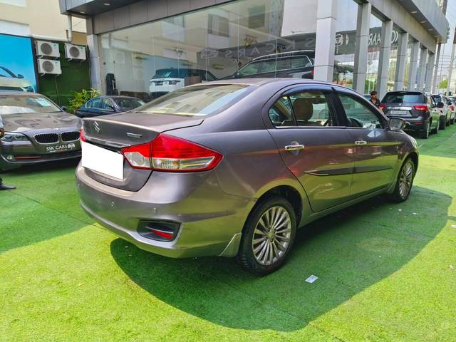 https://images10.gaadi.com/usedcar_image/4532109/original/processed_037a61f6d58887ba36f0021c230dbceb.jpg?imwidth=6401