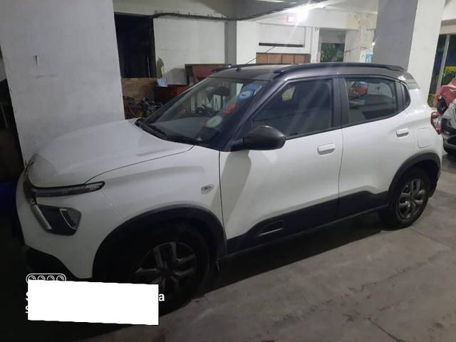 https://images10.gaadi.com/usedcar_image/4532128/original/processed_ef42b082-0889-48b0-a2e3-9682e5a6ff37.jpg?imwidth=6402