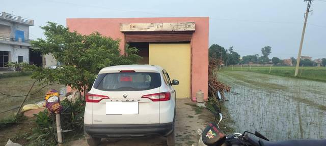 https://images10.gaadi.com/usedcar_image/4532251/original/processed_c9921534-da6a-460b-8c3f-2d6281a540a9.jpg?imwidth=6401