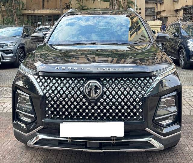 https://images10.gaadi.com/usedcar_image/4532254/original/processed_8c0e730761d17b69b8a78c7426c564c5.jpg?imwidth=6400