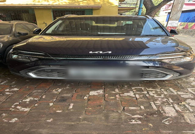 https://images10.gaadi.com/usedcar_image/4532276/original/841aa354-6df1-4774-80ac-6915eed94e85.?imwidth=6400