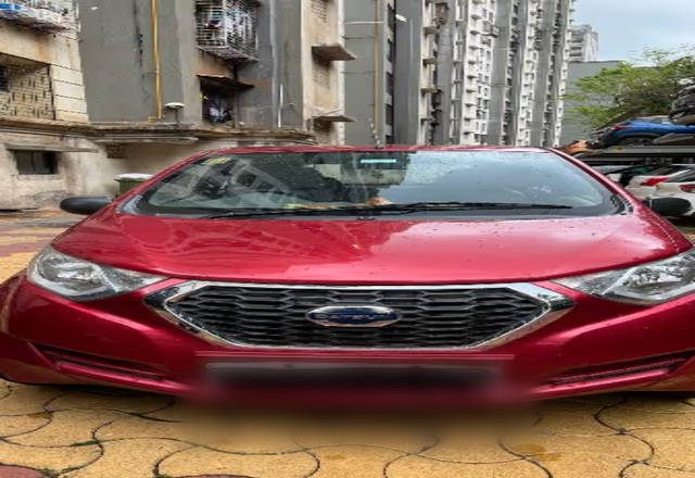 https://images10.gaadi.com/usedcar_image/4532280/original/e9d35701-8d6b-42ab-bf31-0cde9ce0cc68.?imwidth=6400
