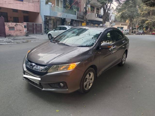 https://images10.gaadi.com/usedcar_image/4532317/original/processed_5dc6e9b199109db436b589ecf83ebf66.jpg?imwidth=6400