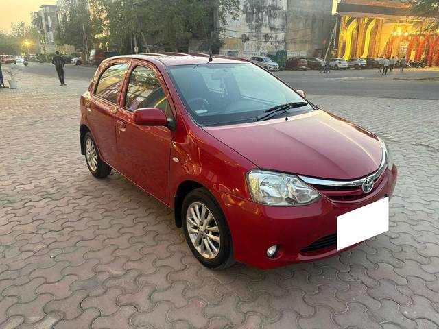 https://images10.gaadi.com/usedcar_image/4532323/original/processed_5b5d6210b33591f2e0d6c003b35ac221.jpg?imwidth=6400
