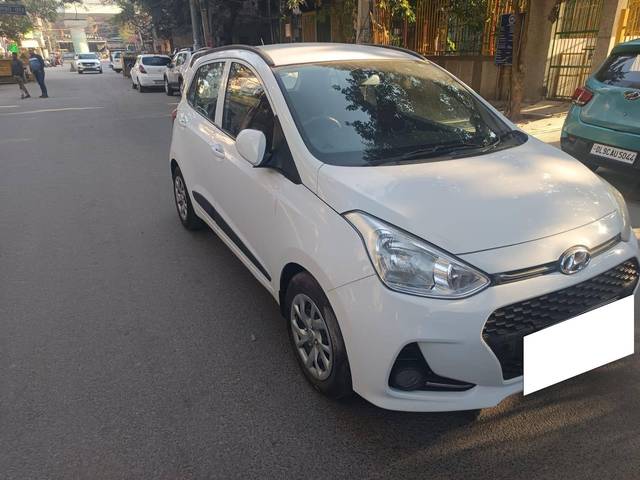 https://images10.gaadi.com/usedcar_image/4532330/original/processed_661550d7b896aad84a485fe84bbbb64c.jpg?imwidth=6400
