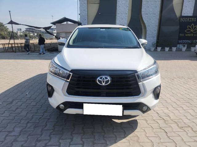 https://images10.gaadi.com/usedcar_image/4532331/original/processed_8e6a57288b7970beb72a090436643b4b.jpg?imwidth=6400