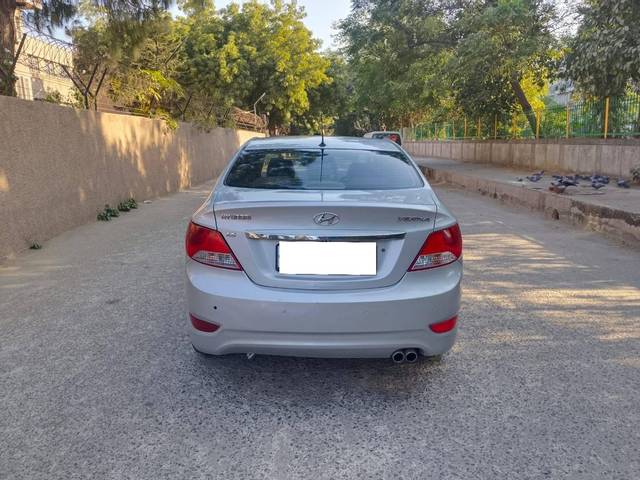 https://images10.gaadi.com/usedcar_image/4532333/original/processed_dfb0bf892599a35d7f2c2eb7d2ec7cc6.jpg?imwidth=6402