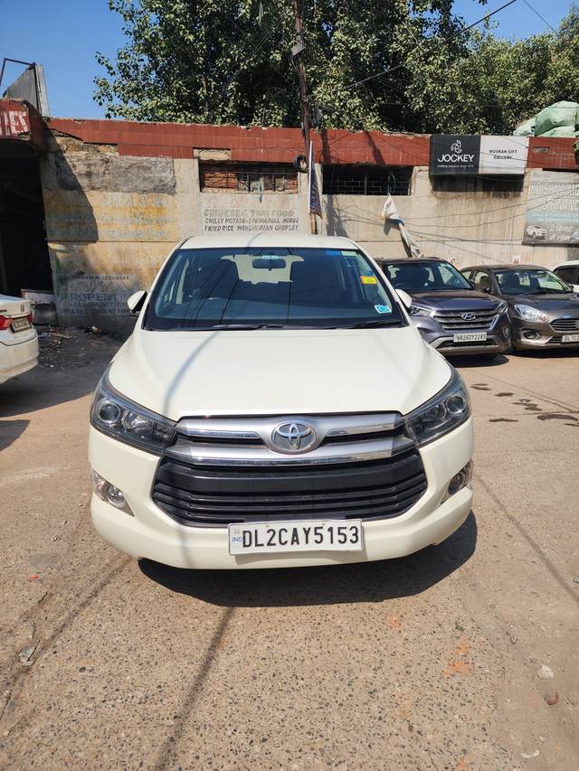 https://images10.gaadi.com/usedcar_image/4532341/original/92848bc259048e77b76e83c0cea286d6.jpg?imwidth=6400