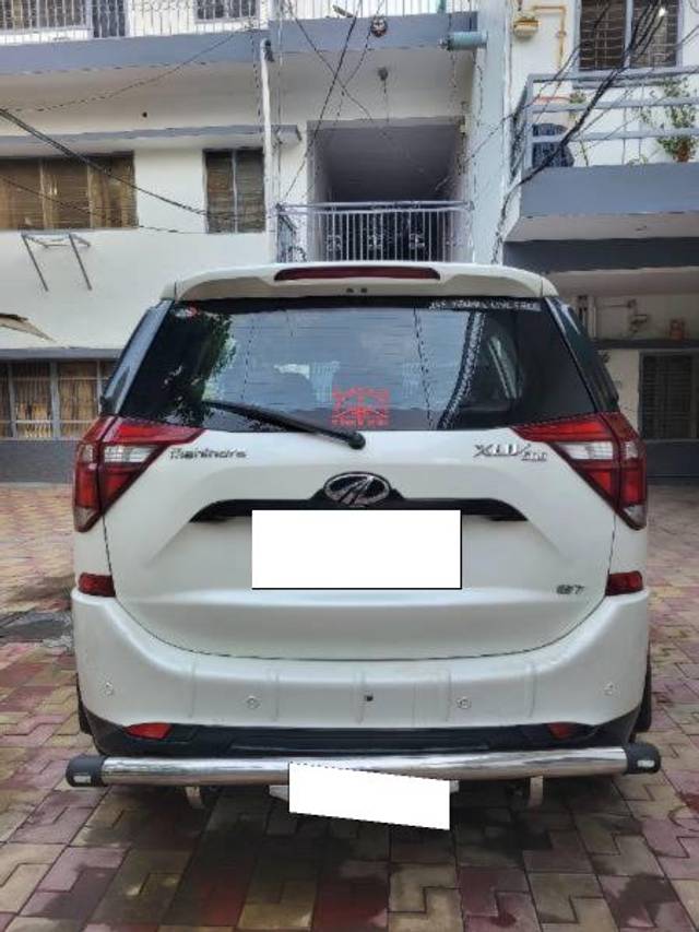 https://images10.gaadi.com/usedcar_image/4532372/original/processed_3bee03d9-808d-4940-9ad8-9de90a9a14a1.jpg?imwidth=6402