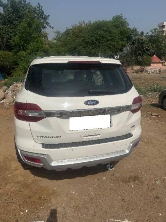 https://images10.gaadi.com/usedcar_image/4532390/original/processed_5a7340c8-b289-4d1d-8067-44e274a68f78.jpg?imwidth=6400