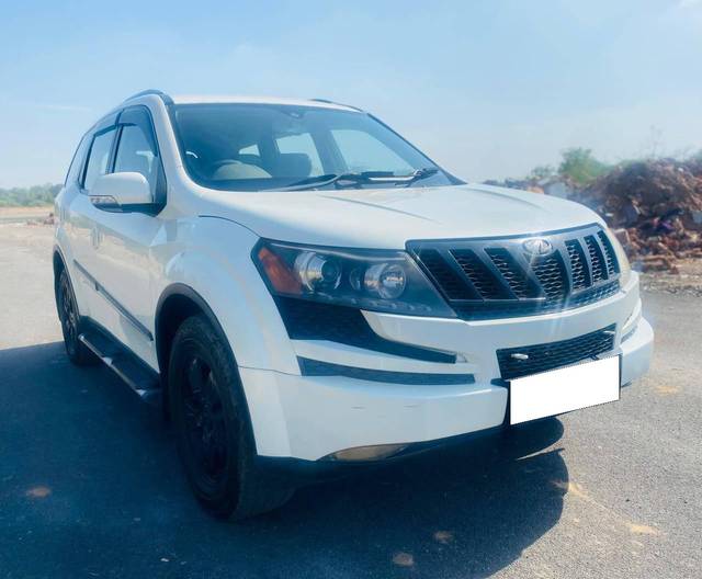 https://images10.gaadi.com/usedcar_image/4532392/original/processed_97cc6b5a10a007397709600480e67b5f.jpg?imwidth=6400