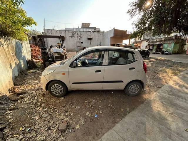 https://images10.gaadi.com/usedcar_image/4532433/original/processed_5c60f4d8-9d0a-4dc7-bc5a-787c77c59d9f.jpg?imwidth=6401
