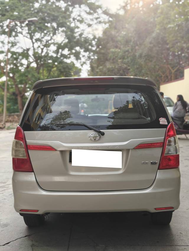 https://images10.gaadi.com/usedcar_image/4532449/original/processed_126249464e6ab664cff1d3221fec1e9b.jpg?imwidth=6402