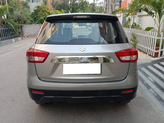https://images10.gaadi.com/usedcar_image/4532506/original/processed_37963db8cd7652d6f525eaf97370ff93.jpg?imwidth=6401