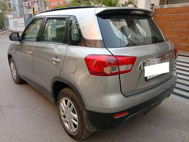https://images10.gaadi.com/usedcar_image/4532506/original/processed_8626b18ad9be4e913409f5709e2b7082.jpg?imwidth=6402
