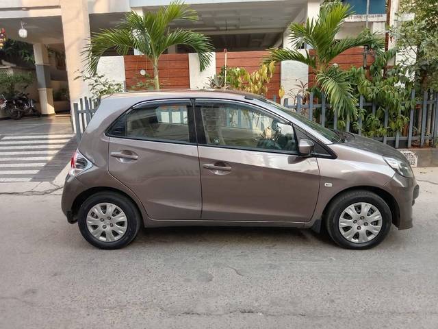 https://images10.gaadi.com/usedcar_image/4532509/original/processed_4941c40968b0b7eedb8b7614996bf8c2.jpg?imwidth=6401