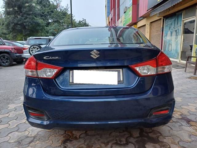 https://images10.gaadi.com/usedcar_image/4532524/original/processed_69cf2165794c11c5a6b4b021ac7bdb59.jpeg?imwidth=6402