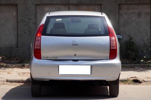 https://images10.gaadi.com/usedcar_image/4532528/original/processed_7667a36704329ed8f6b2de629e5a0093.JPG?imwidth=6402