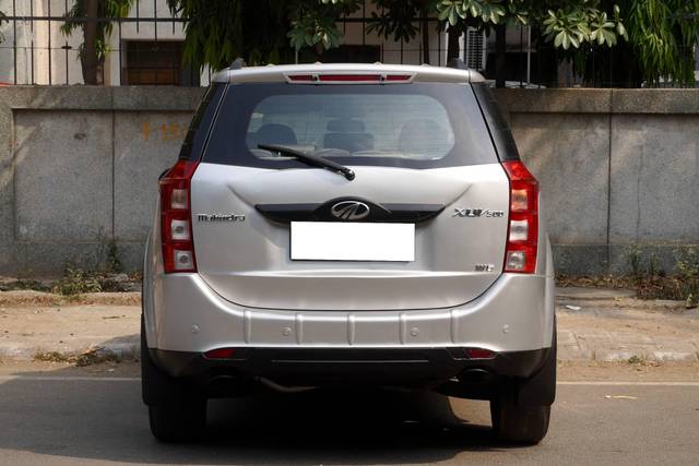 https://images10.gaadi.com/usedcar_image/4532531/original/processed_9a17a4b8939b261a3479debab7b550e2.JPG?imwidth=6402
