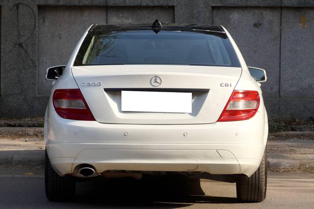 https://images10.gaadi.com/usedcar_image/4532533/original/processed_1269dbc869f239ad89ddca97d992d2d4.JPG?imwidth=6402
