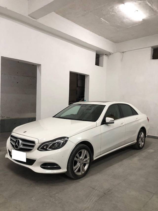 https://images10.gaadi.com/usedcar_image/4532548/original/processed_9700b0e0af123a55f9656f287136a5d7.jpg?imwidth=6402
